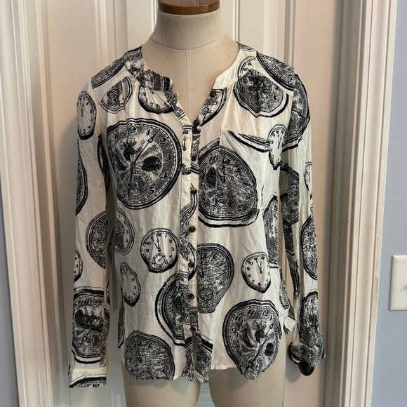 Conversations Anthropologie 2 Colloquial Clock Button Top Blouse 27 of 52 - Picture 2 of 8